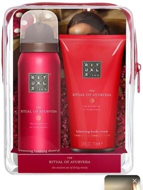 The Ritual of Ayurveda Women Bath & Body Set - Red